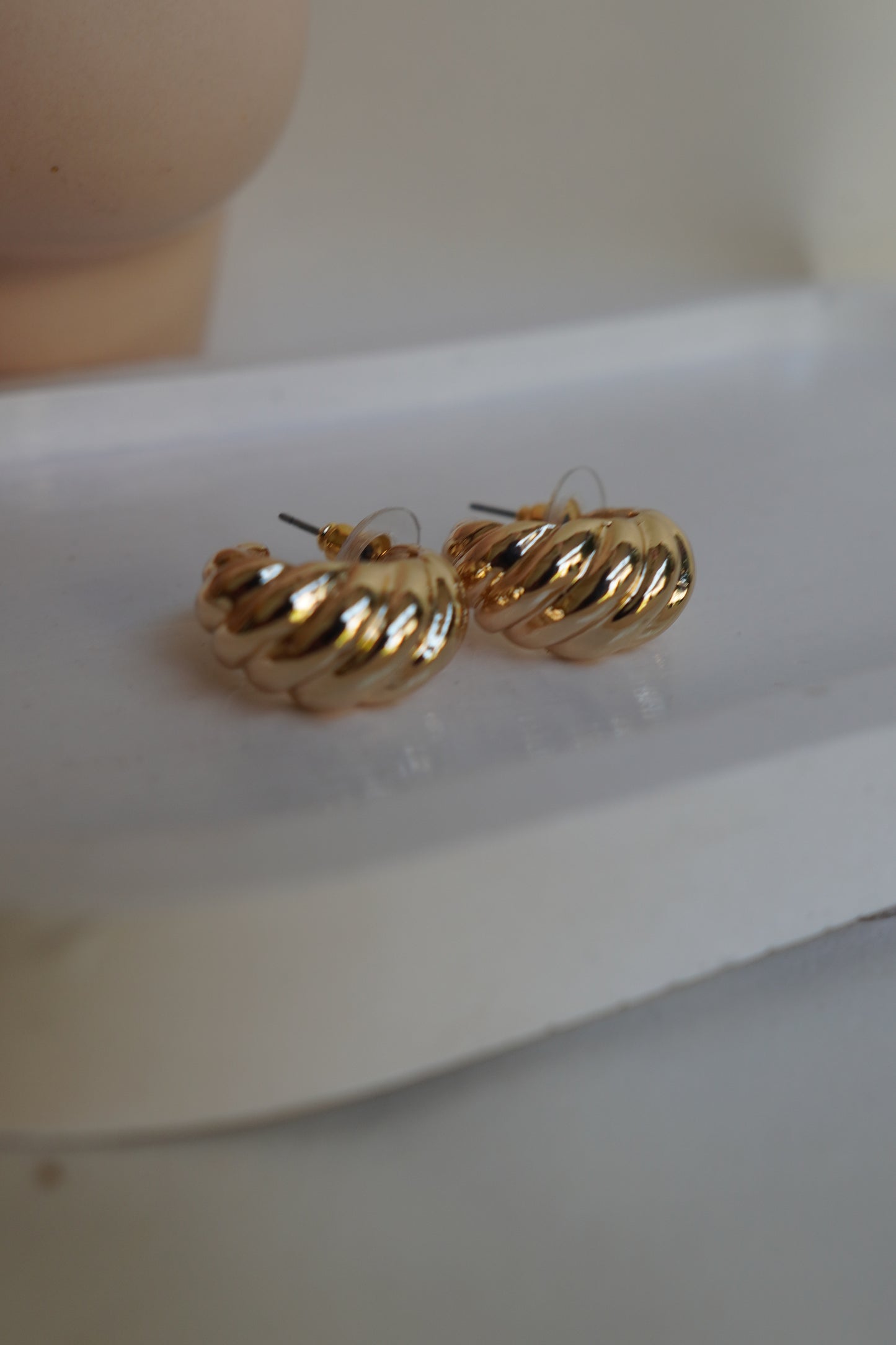 FESTIVAL VIBE EARRINGS (GOLD)