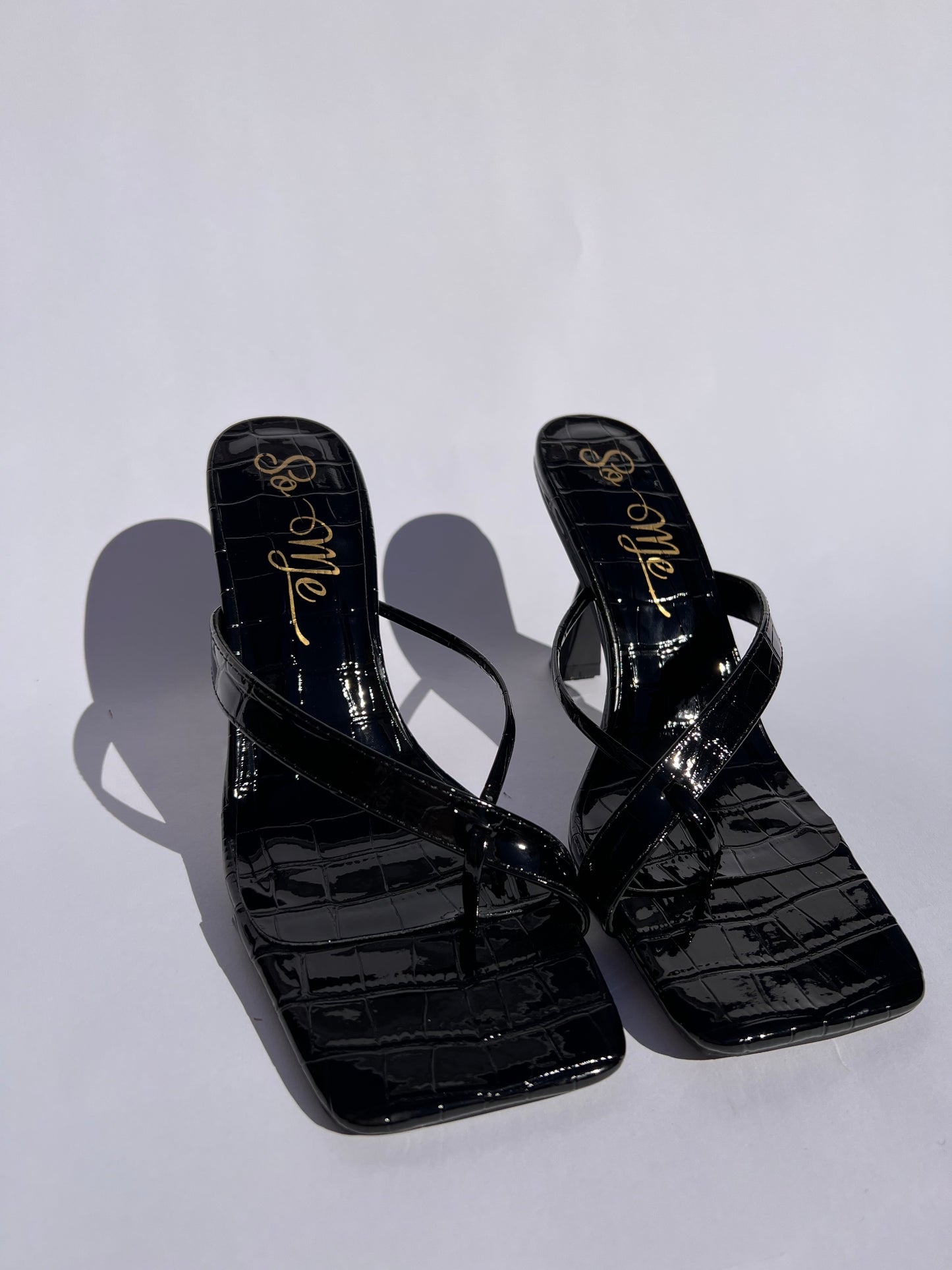 VIVO HEELS (BLACK)