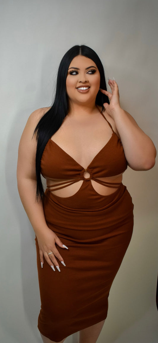 WEEKEND DESIRE DRESS (CHILLI)