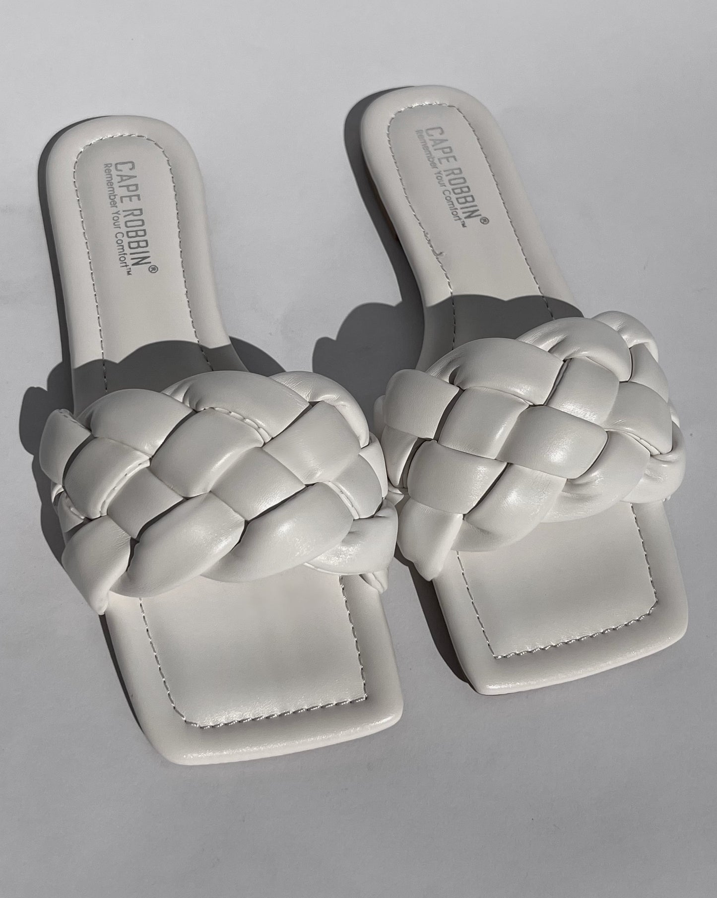 VAGABOND SANDALS (WHITE)