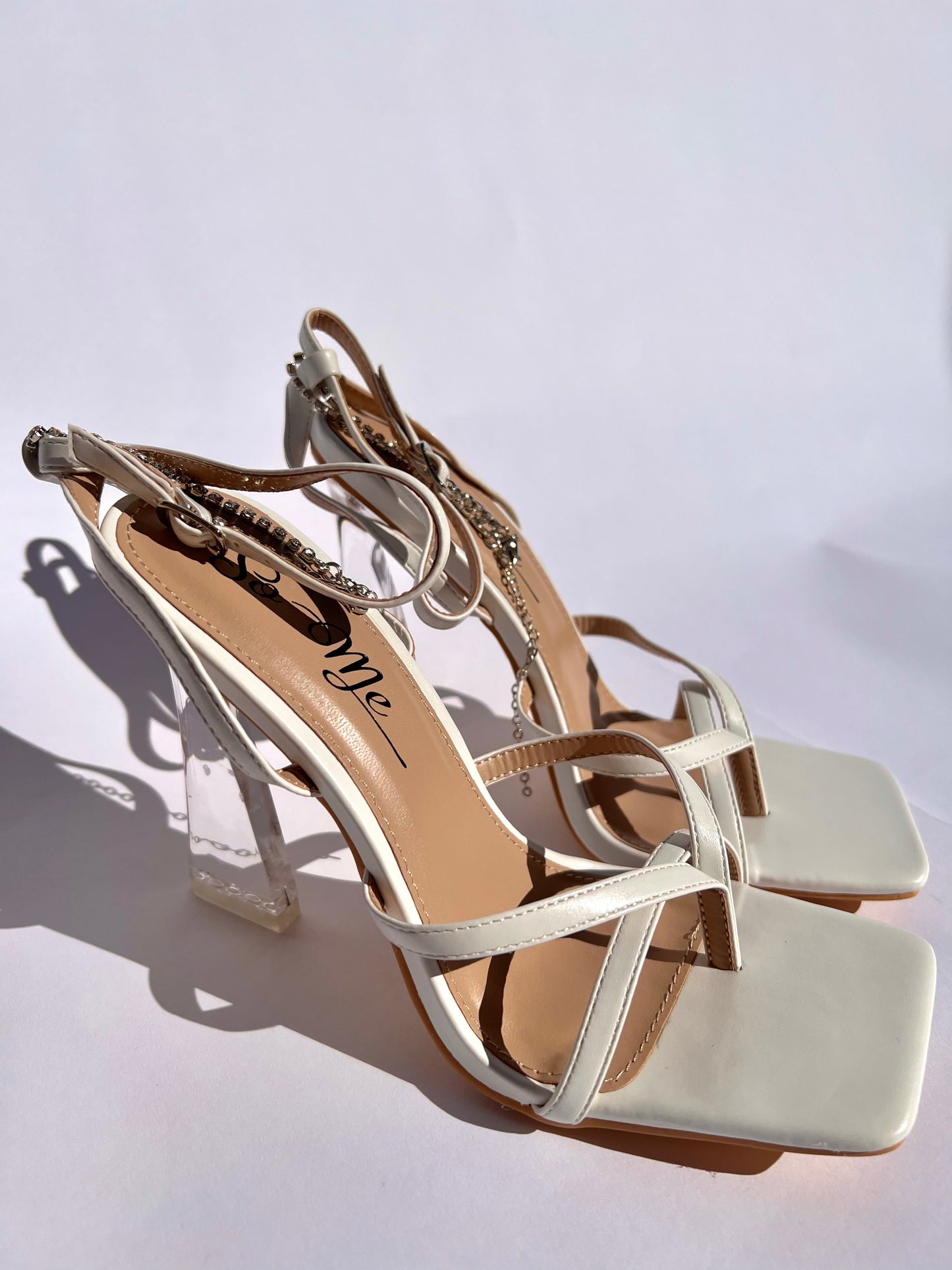 JAXON HEELS (WHITE)