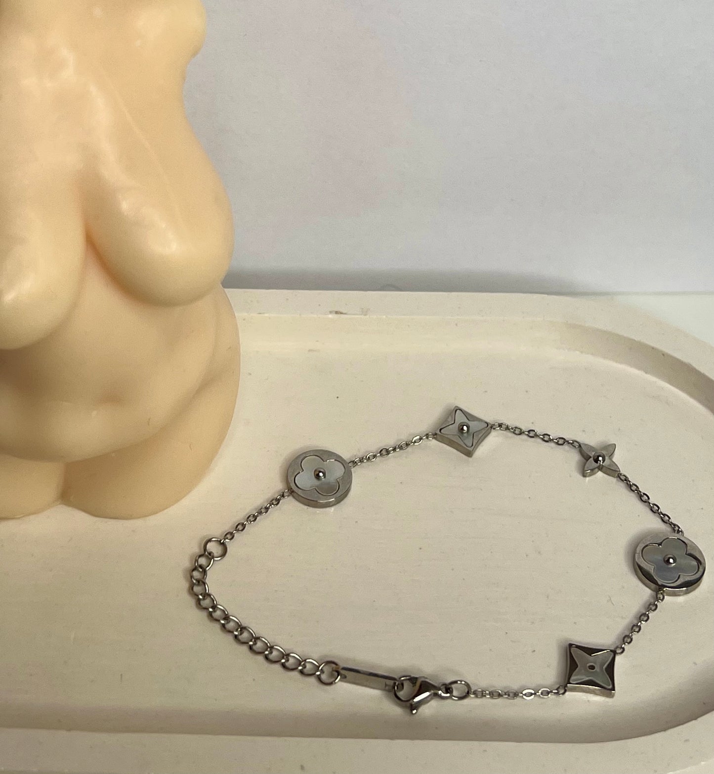 FOREVER PERFECT BRACELET (SILVER)